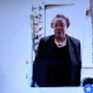 Meet your Posher, Carmella